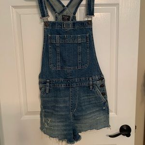 Abercrombie & Finch shortalls